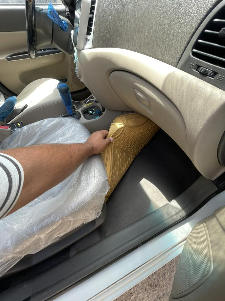 سلام عليكم اكسنت خليجيه ٢٠١٠ مكفوله من صبغ بيهه مكانات صغار بارد سياره جاهزه تخم تاير كير محرك صدر كله جديد مابيهه نقص برغي عارضه ٩٤ بيهه مجال بسيط مكاني بغداد جديده الحي صناعي  ***********
