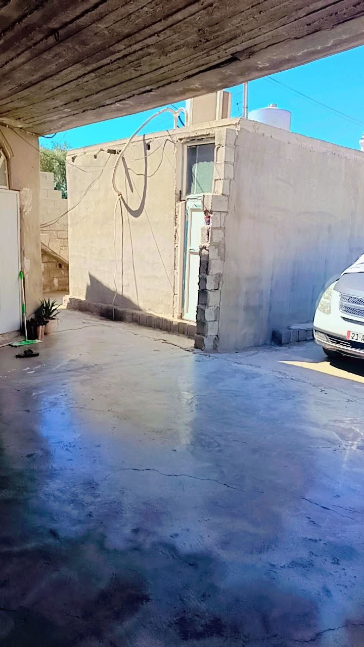 بيت للبيع مساحه ٣١٢م ركن طابو صرف في كركوك حي عسكري مقابل جامع شافعي بيت قديم بيها غرفتين نوم واستقبال وصحيات سعره ٢٢٠ مليون للمزيد من المعلومات اتصال على رقم مبايل ***********
