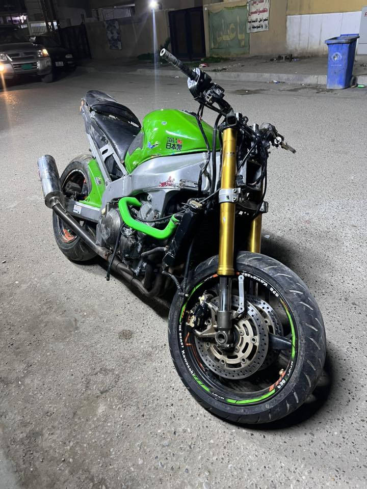 طافيه كوم حديد مابيها نقص  مراوس بدراجه زغيره أو للبيع


**إذا كنت صاحب هذا الإعلان وتريد حذفه لأي سبب، رجاءا أرسل رسالة إلى الدعم الفني**