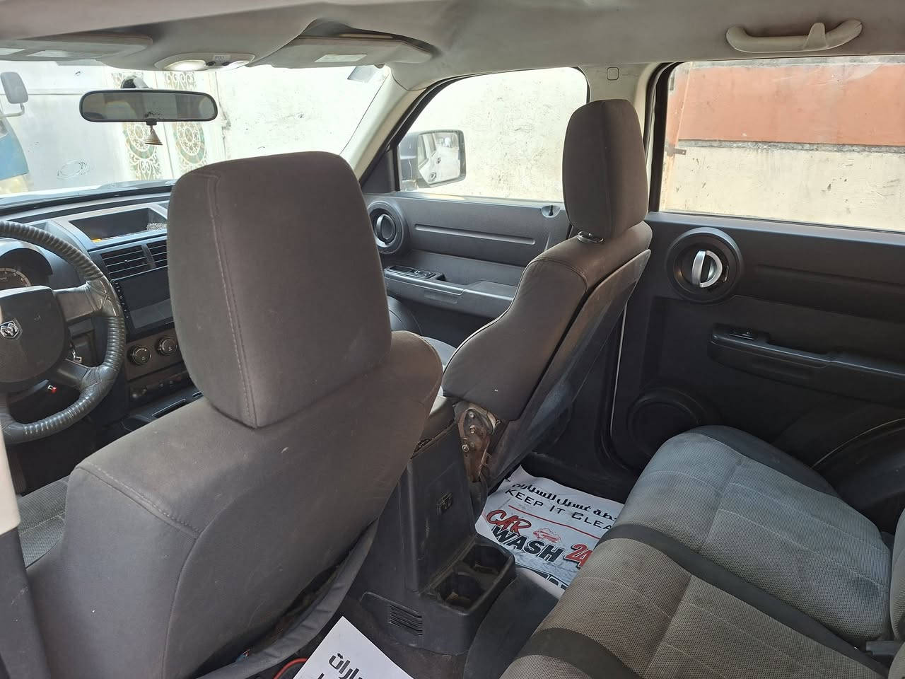 السلام عليكم دوج نترو للبيع  2008 محرك 3.7 بلادي  صدر امامي جديد تخم تاير جديد كير مرات اصير بي طبه خفيفه من  يرجع نمر صور السونار موجوده ويه صور السيارة السعر ٧٠ ورقه للاستفسار خاص او اتصل  *********** عنوان بغداد مدينه الصدر
