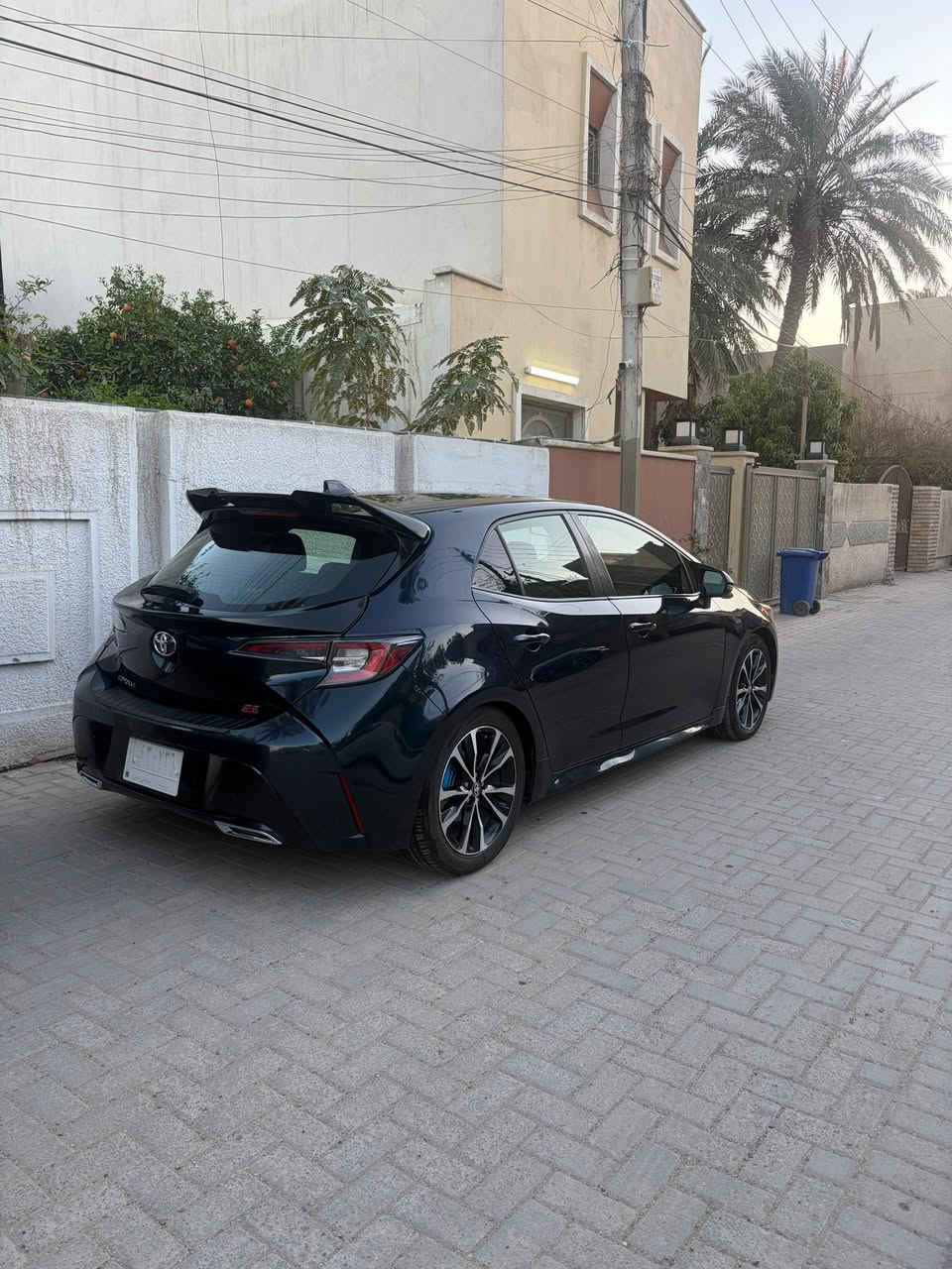 كورلا هاج باك موديل ٢٠٢١ se
ماشية ٦٠ الف ميل
محرك ٢٠٠٠
سيارة جاهزة من كلشي
مكانهة بغداد / السيدية
السعر 128 وبيها مجال 
رقم الهاتف ***********
