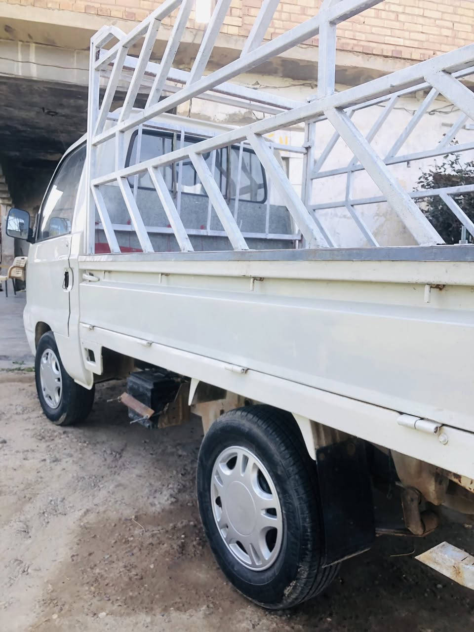 هايفي  للبيع موديل 2007  اوراق كامله  شرط محرك وكير واكسل السعر25  رقم المبايل *********** العنوان صلاح الدين بلد
