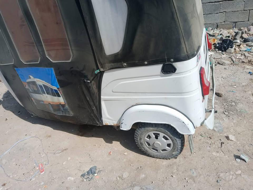 السلام عليكم اخوان للبيع تيك توك للبيع جاهزه قبل للشارع وحلوه ونظيفه تحويل ثاني يوم دبلات جدد تايراتها جدد مجفت الماكينه جديده قبل شهرين بها ضمان سته اشهر واو تكتب صفراء مراوس الترتيك 21 مكتوبه بالثانويه والقشر والبواري 22 مضلع والشراي يتصل لو يدخل واتساب وهذا الرقم ***********  النشر انعاد بسبب العالم الكذابه
