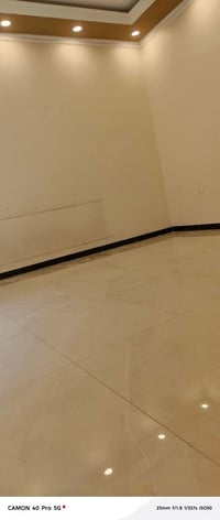 خلفه سيراميك جدران وارضيات متفرغ حاليا رقم 07765436112