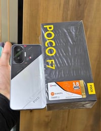 بوكو F7 • ٢٥٦ • نضيف