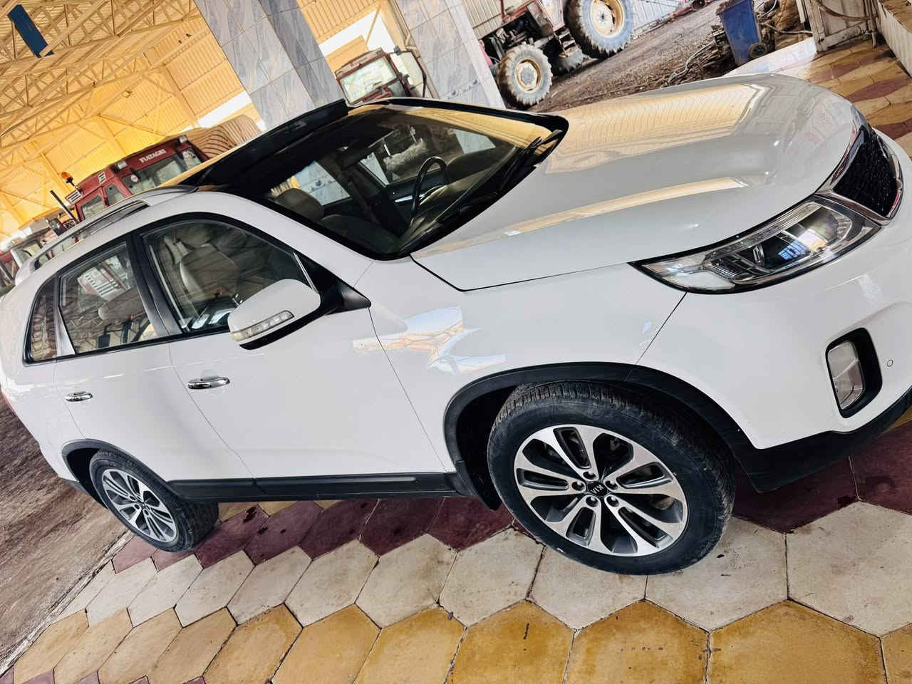 السلام عليكم سورنتو لمتد 2013 كفاله عامه رقم اربيل تريد تحويل تريد وكاله 
فول مواصفات 
ماشيه ٩٨
العنوان واسط الزبيديه 
الاستفسار 
***********
