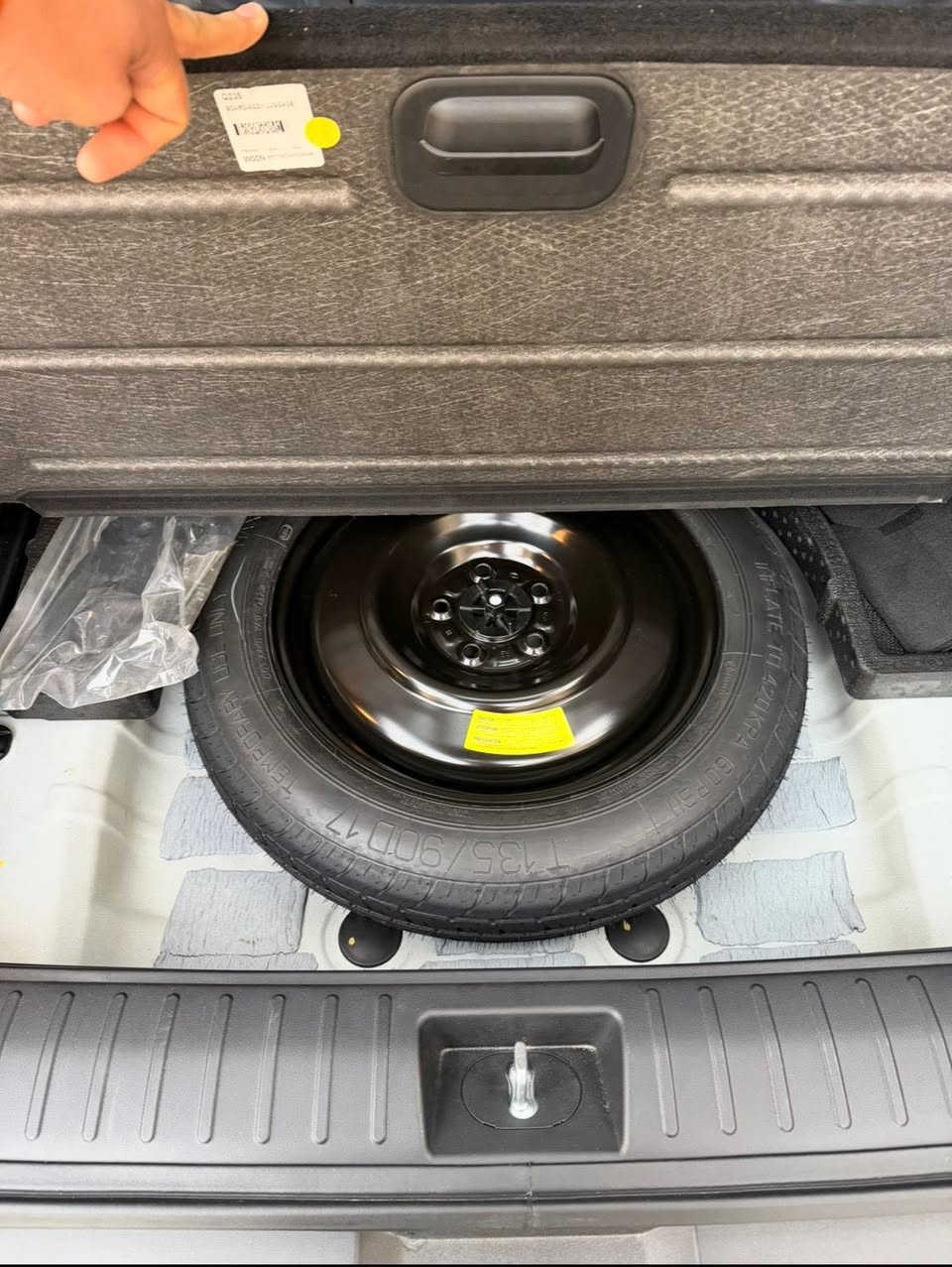 توسان مريكي موديل 2024 رقم بغداد  السعر195 وبيه مجال رقم الهاتف ***********
