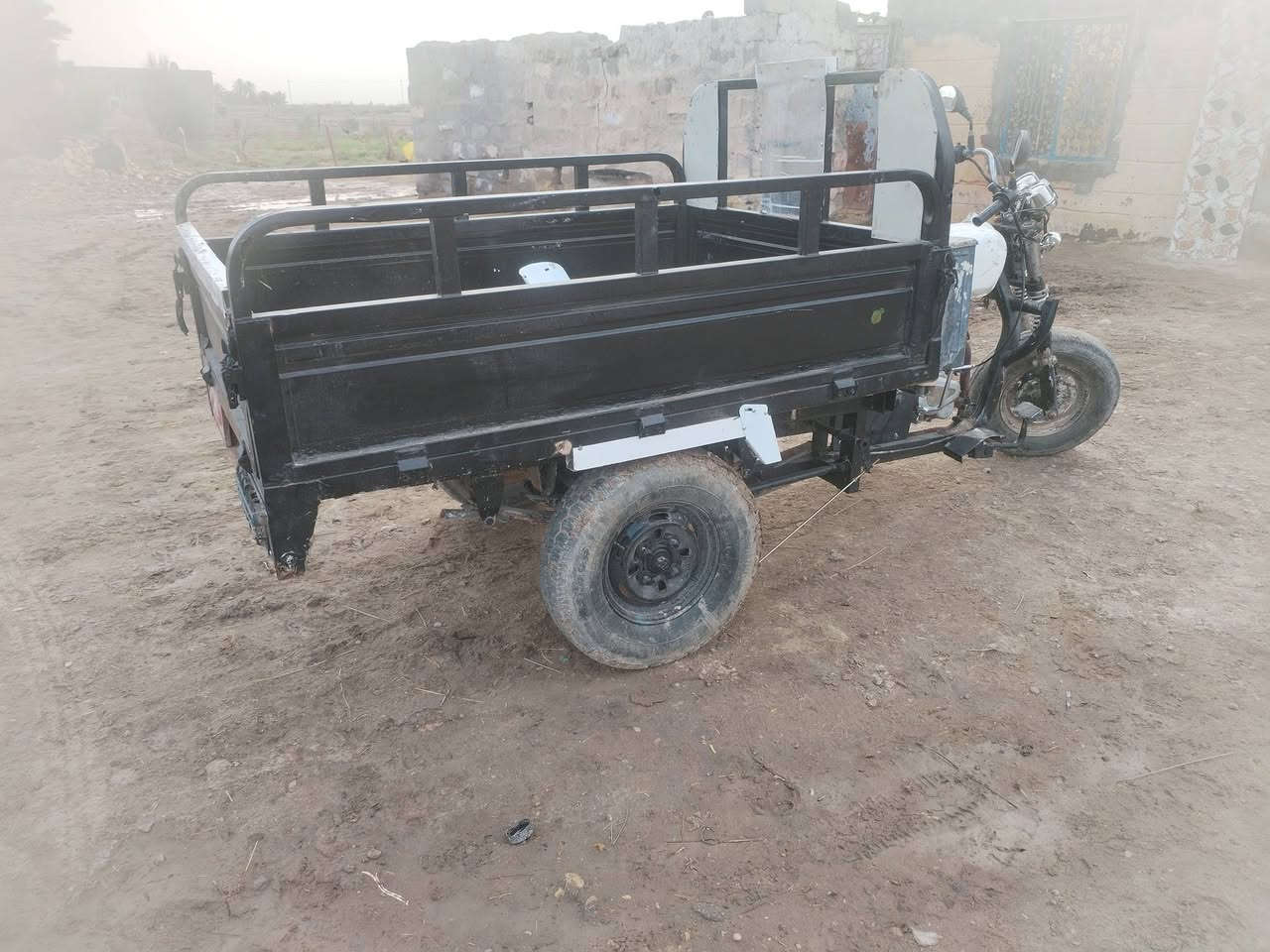 السلام عليكم ستوته لبيع موديل ١٨ستوته حلوه ومتوازي عله بيعته عندي ضرف ***********
