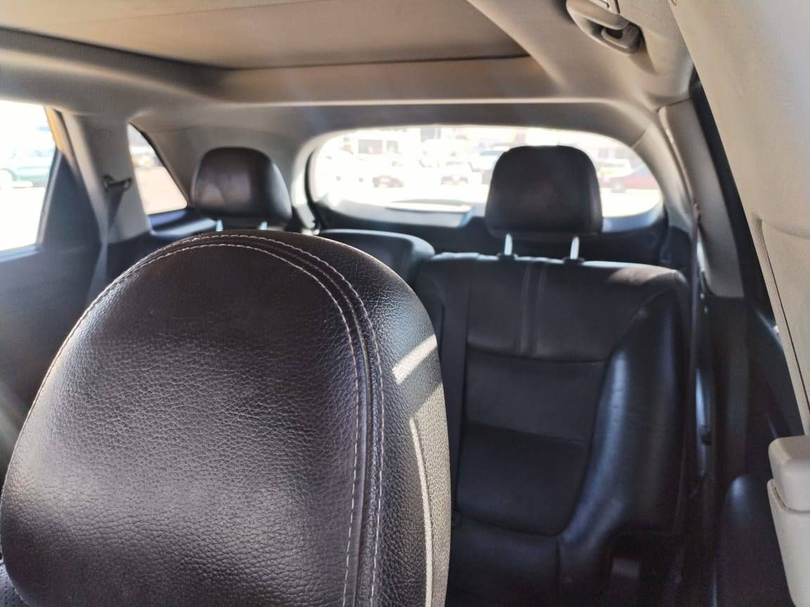 سورنتو موديل ٢٠١٥ وارد أمريكي حادث بسيط جنطه ٦ سلندر مكينه مفتوحه تجفيت حديث تبريد تختم تاير بانورما صدر جديد السعر ١٥٠ ورقه***********
