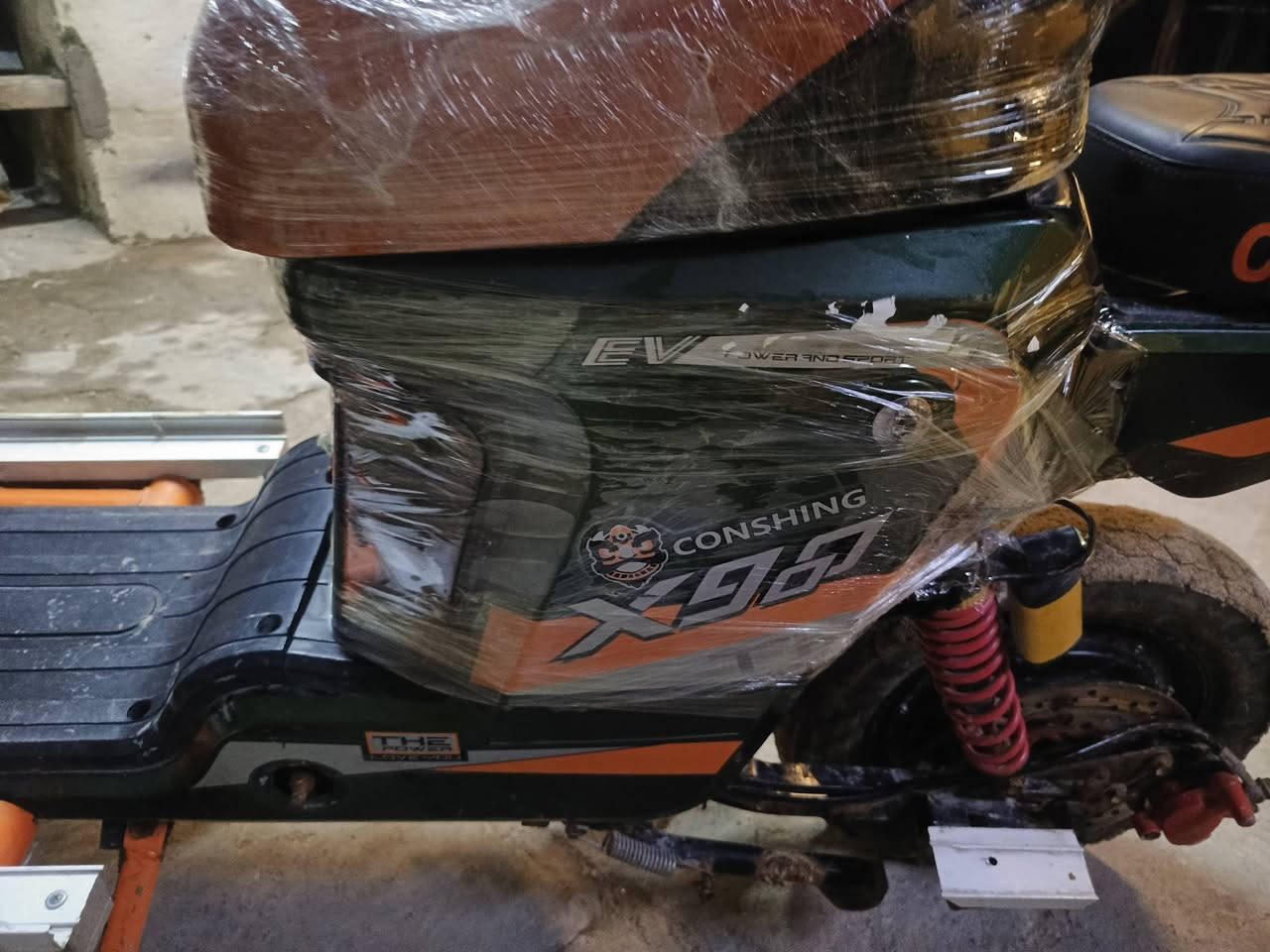 دراجه اكس 900 مديل 2025 نكلبت بيهه واريد ابيعهه ملاحضات بيهه كسور بالكفر ودكمه التنمر واكفه على نمره 2 يعني بيهه خلل بطاريات قبل شهر مبدل ملف جديد مبدل رايدهه 280 الف قفل سكني 5 ميل


**إذا كنت صاحب هذا الإعلان وتريد حذفه لأي سبب، رجاءا أرسل رسالة إلى الدعم الفني**