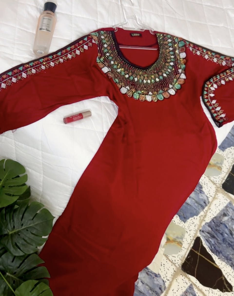 دشداشة كشمير مطاط الأصلي
تطريز صدر وردن  

القياسات/L XL XXL 
متوفره ب 4 الوان


**إذا كنت صاحب هذا الإعلان وتريد حذفه لأي سبب، رجاءا أرسل رسالة إلى الدعم الفني**