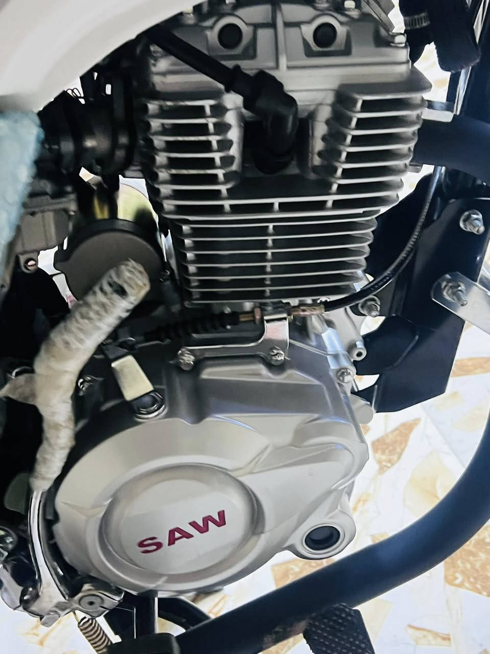 السلام عليكم.
للبيع سنكي ٢٠٢٥مكفول كفاله عامه 
ماطور بعده وضع شركه فول ممفتوح برغي منه 
السعر ١٦٠٠
 
***********
