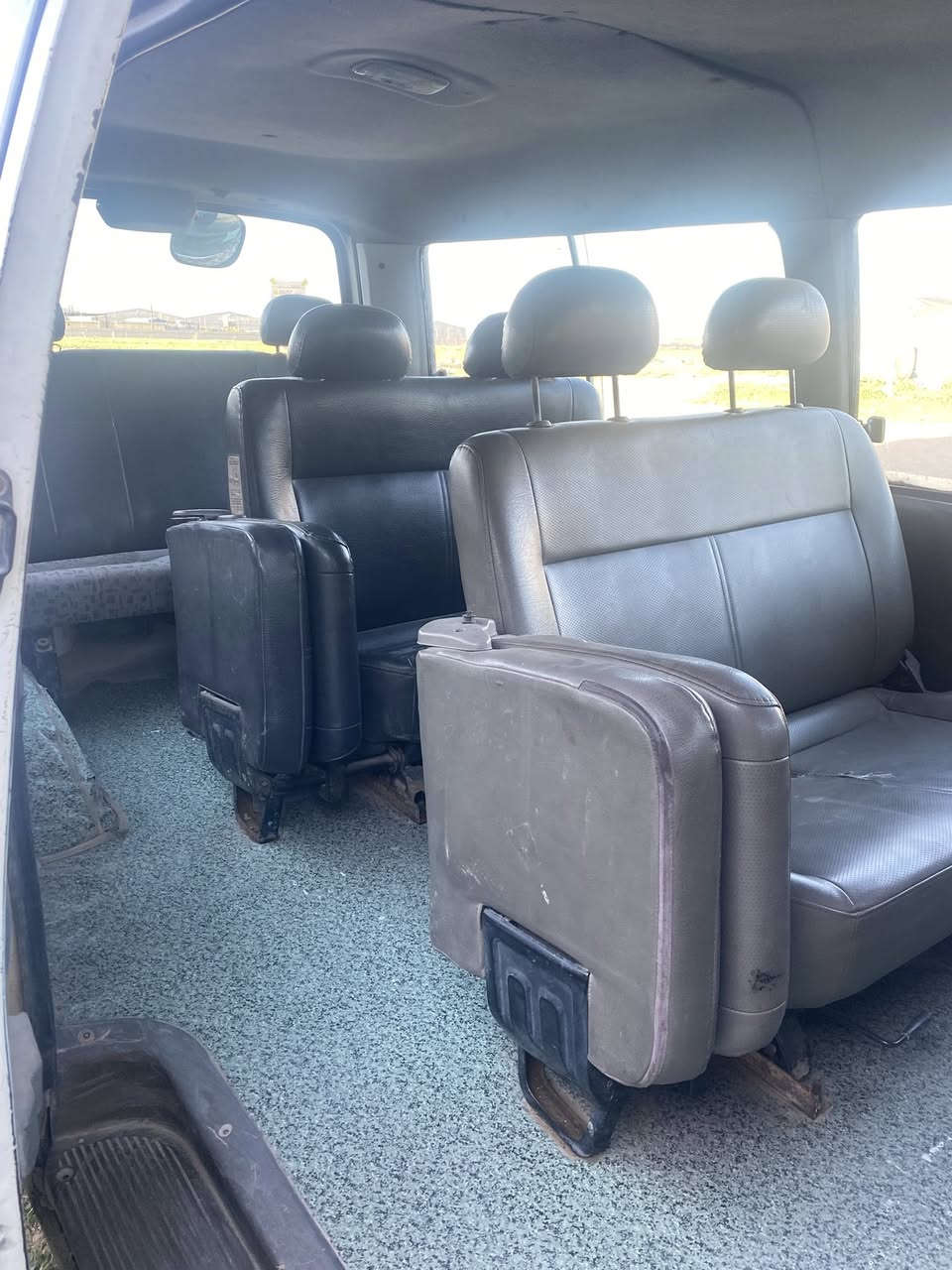 بريجو 2000رقم إنكليزي تخم تاير مكينه تجفيت جديد كير وأكسل مكفولات شواصي شركه فقط واحد امامي بي فطر بسيط بدون صبغ فقط الحجل كهربائيات كلها شغاله الشراي يتصل مكاني بغداد ***********
