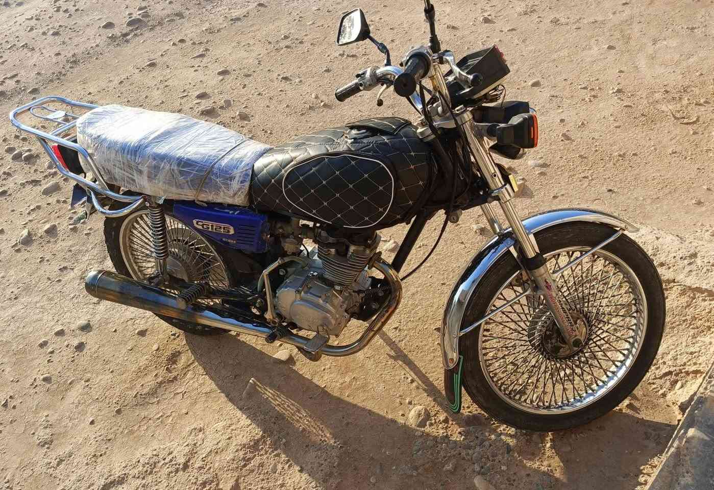 السلام عليكم للبيع تايكر موديل 20
دراجه مبدل ولفات 
مكاني تكريت 
السعر 300 وبي مجال


**إذا كنت صاحب هذا الإعلان وتريد حذفه لأي سبب، رجاءا أرسل رسالة إلى الدعم الفني**