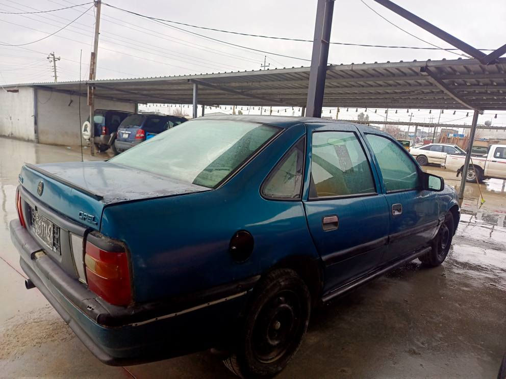 بەناوی خوا گەورە
ئۆپڵ مۆدێل 1992 مەکینە 18 ئاڕمی پلاستیکی سلێمانی بێ دەعمو لێدراوی نزخ (20) گەڵاو مەعمەلەیە کەم شوێن سەیدسادق ژ.م *********** السليمانية, العراق
