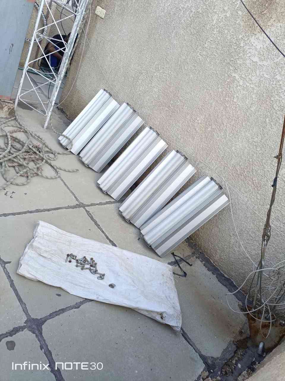 سلام عليكم ورحمه الله وبركاته 
من ضمن عمانا اليوم صيانه برج 18متر 
وتنزيل 6سكاتر فائض عن الحاجة في منطقة شارع فلسطين 
يوجد كادر مميز في فتح ونقل وشد وصيانه ابراج 

***********
‏‪***********‬‏
يوجد واتساب
