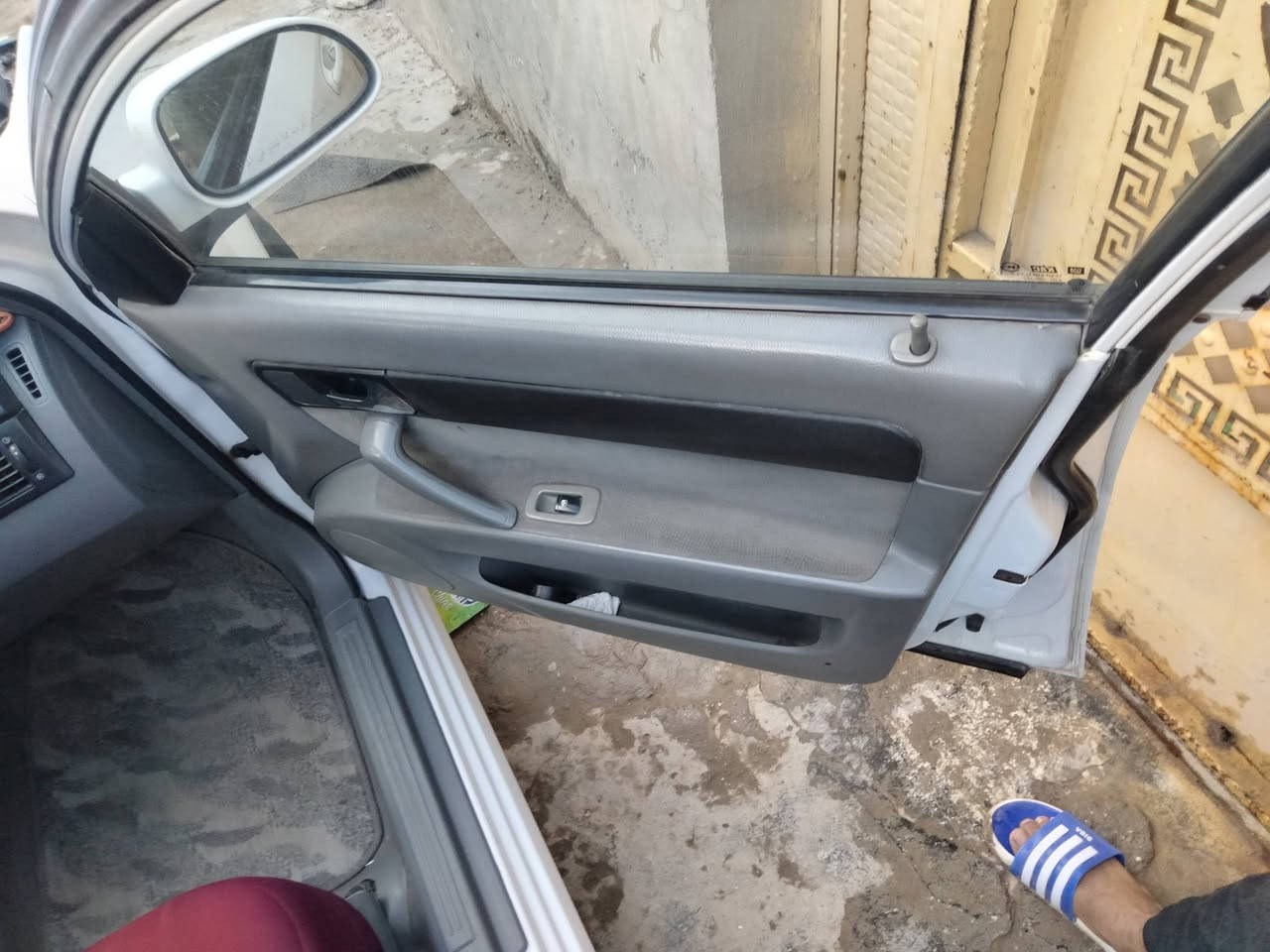 سلام عليكم عندنه سياره اوبترا لبيع موديل 2012 دوشمه جديده تخم تاريات جديد كامره و  شاشه سياره بيه صبغ جملغ خلفي و امامي محرك كير مكفولات سعر سيارة 67 بيه مجال شراي رقم ابو سياره *********** تصل عل رقم 
نضيفه كلش سياره
