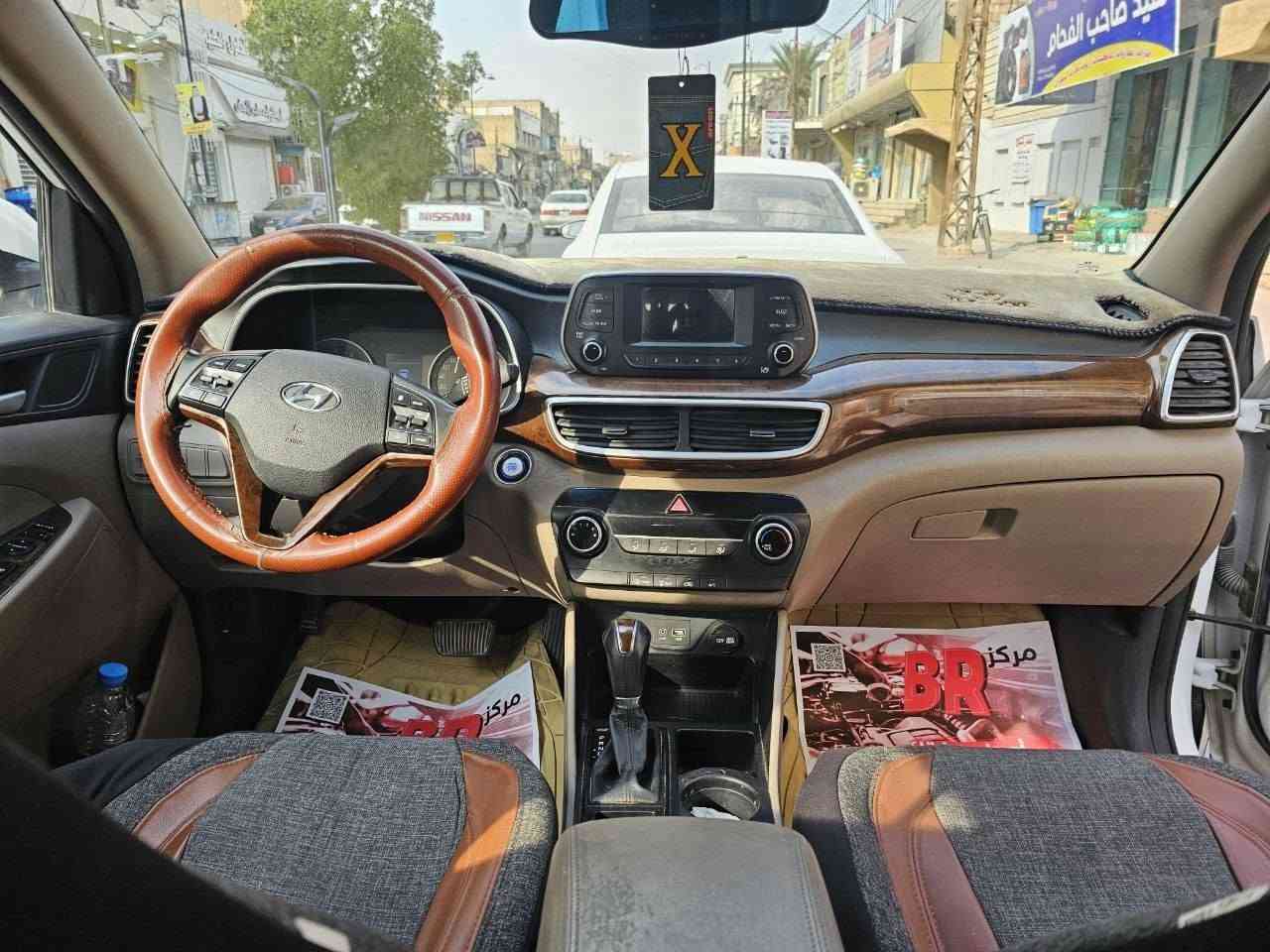 توسان 2019 خليجي
رقم بغداد دولي جديد  
هزة جديدة
كوري اصلي
كشنات جلد
ماشية ١٣٨
لايت فول خمس عدسات
بك لايت لد مو عادي
كشنين كهرباء 
تبريد قطعتين
كفالة من الصبغ والتبديل
١٨٥ وبيها مجال 
مكاني نجف 
رقم التلفون: ***********
