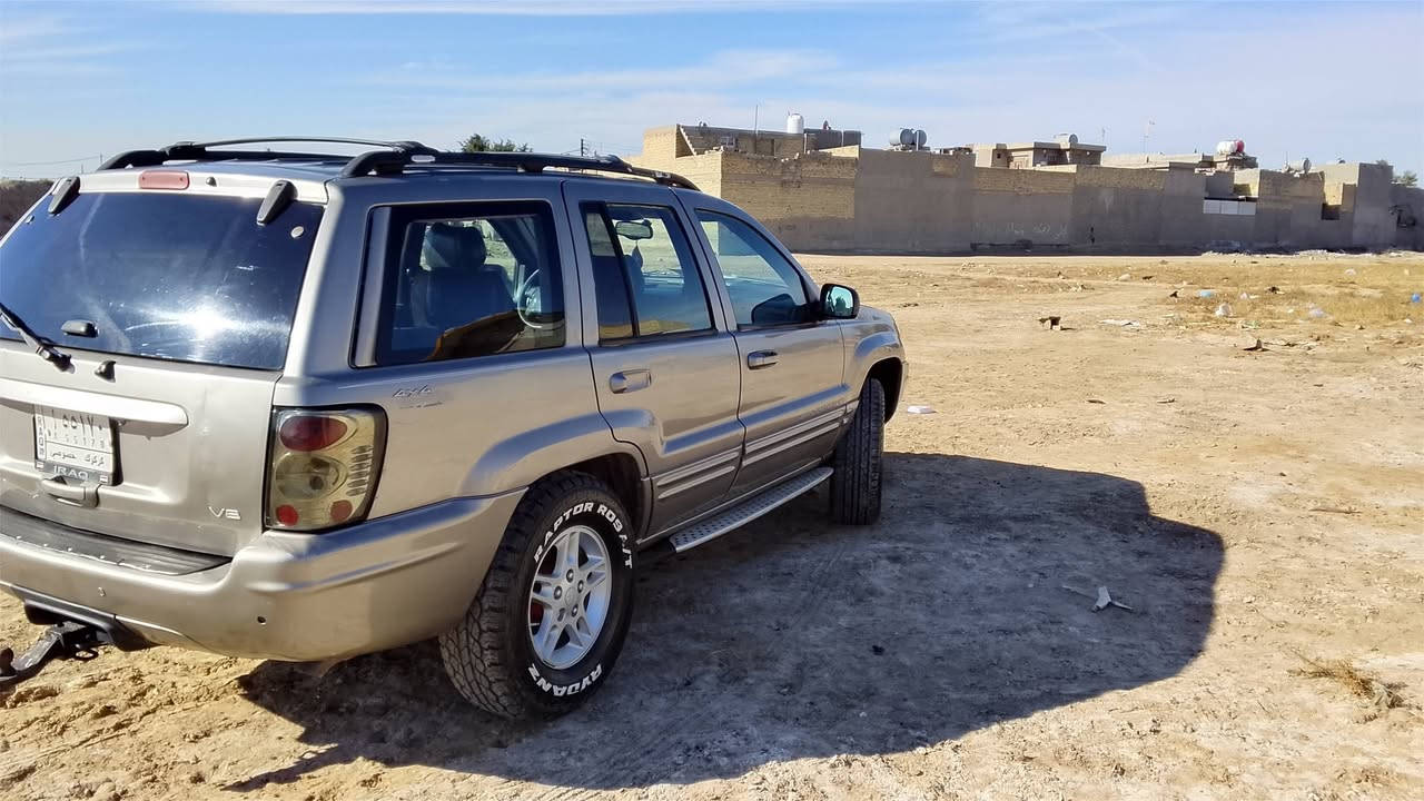 السلام عليك جيب موديل٩٩ محرك جديد ففتي٣٠٠٠صدر جديد تايرات اخو الجديد الدعاميات مصبوقات'السياره بعد احله من الصور بغداد *********** ***********بي واساب
