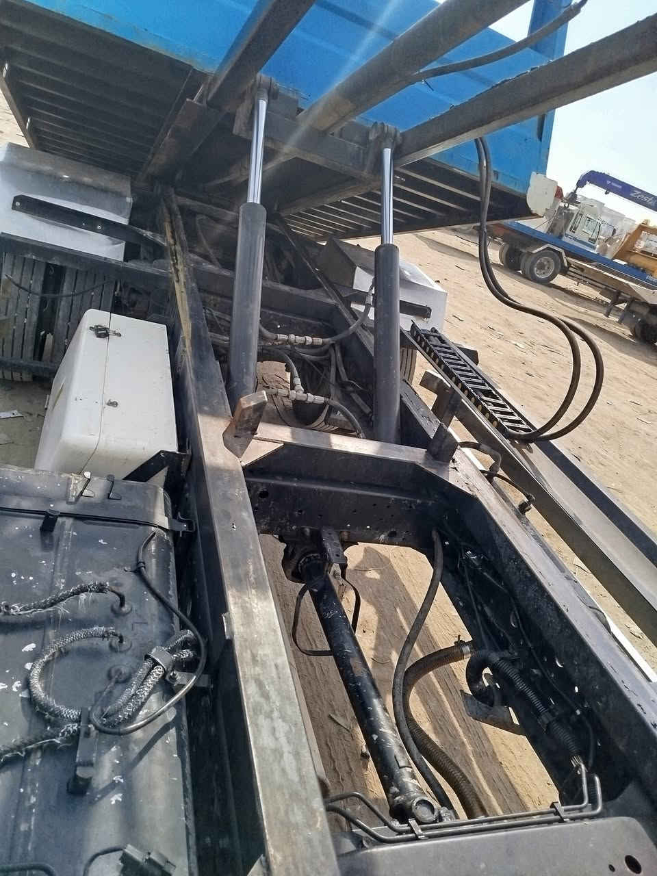 كنتر اللبيع موديل 2011 رقم بصره مكفولة بسمي سياره خير من الله السعر ***********
