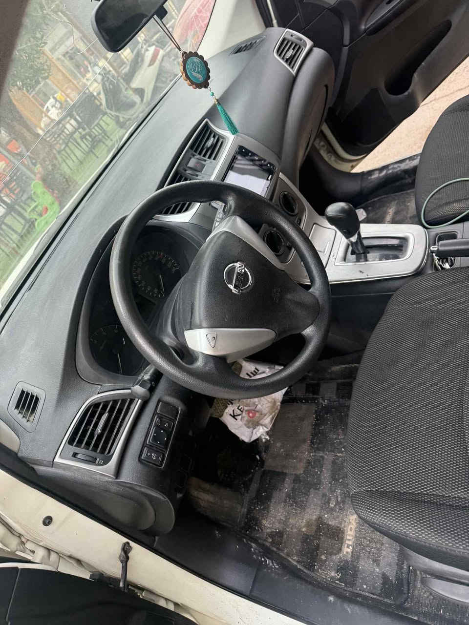 السلام عليكم نيسان تيدا2017خليجي مكانه بابل سياره جديده وجاهزه من كلشي مابيه نقص سياره باسمي سعرها 90للاستفسار ***********
