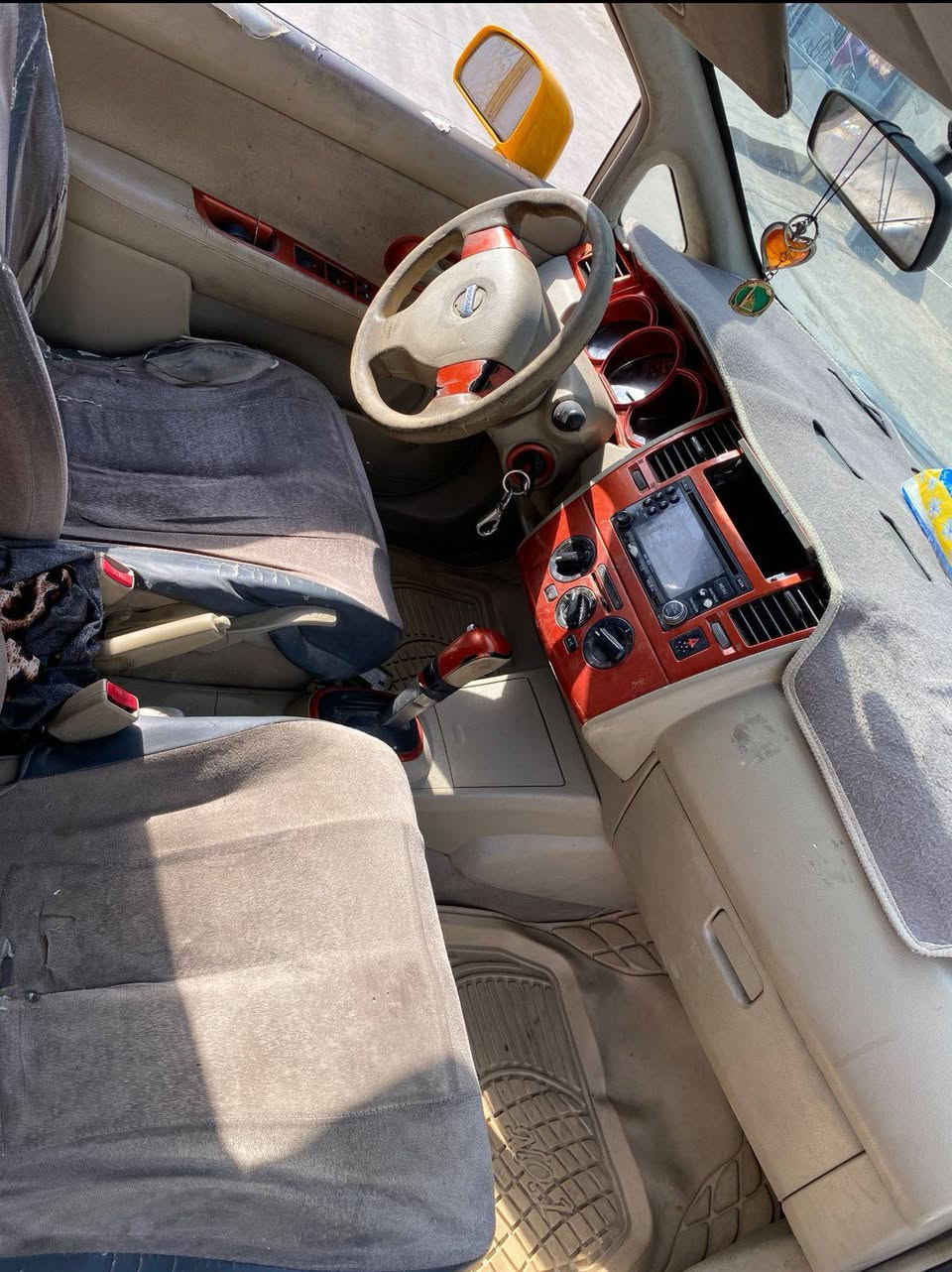 نيسان تيدا 
موديل:2007
رقم موبايل:*********** كركوك, العراق
