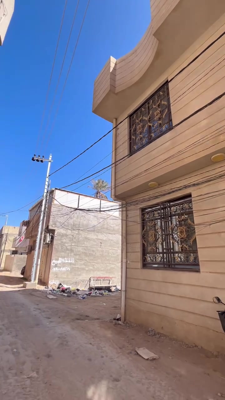 دار للبيع -فرصه مميزة
📍 الموقع: كربلاء / البوبيات – عمود 20

📐 المساحة: 100 متر (طابقين)

📏 الواجهة 10م × والنزال 10م

يحتوي على 

🛏️ 4 غرف نوم

🛋️ صالة + استقبال

🍽️ مطبخ

🚿 4 صحياة 

📞للاتواصل:***********
