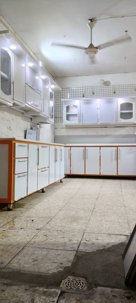 كاونتر للبيع 
كل التفاصيل و القياسات موضحه بالفيديو بغداد الشعب *********** متواجد واتساب راسلني عالسعر يوجد توصيل بكروه
