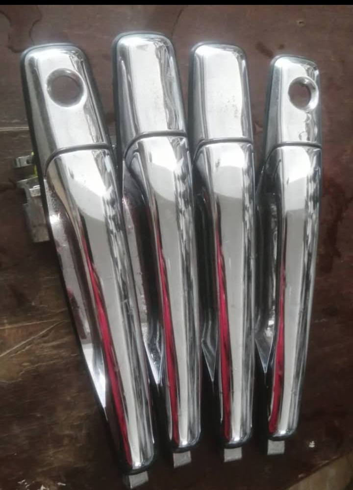 سلام عليكم حبايب ***********
متوفر كافه قطع غيار لانسر  جديد +تفصيخ 
العنوان بعقوبه حي معلمين
