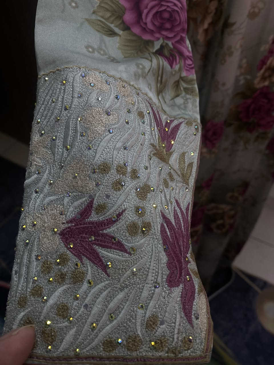 بنات لو تلحكن لو لا
الدراعات والمخاور ع 10 فقط 
مع توصيل مجاني داخل بسمايا 
للحجز خاص


**إذا كنت صاحب هذا الإعلان وتريد حذفه لأي سبب، رجاءا أرسل رسالة إلى الدعم الفني**