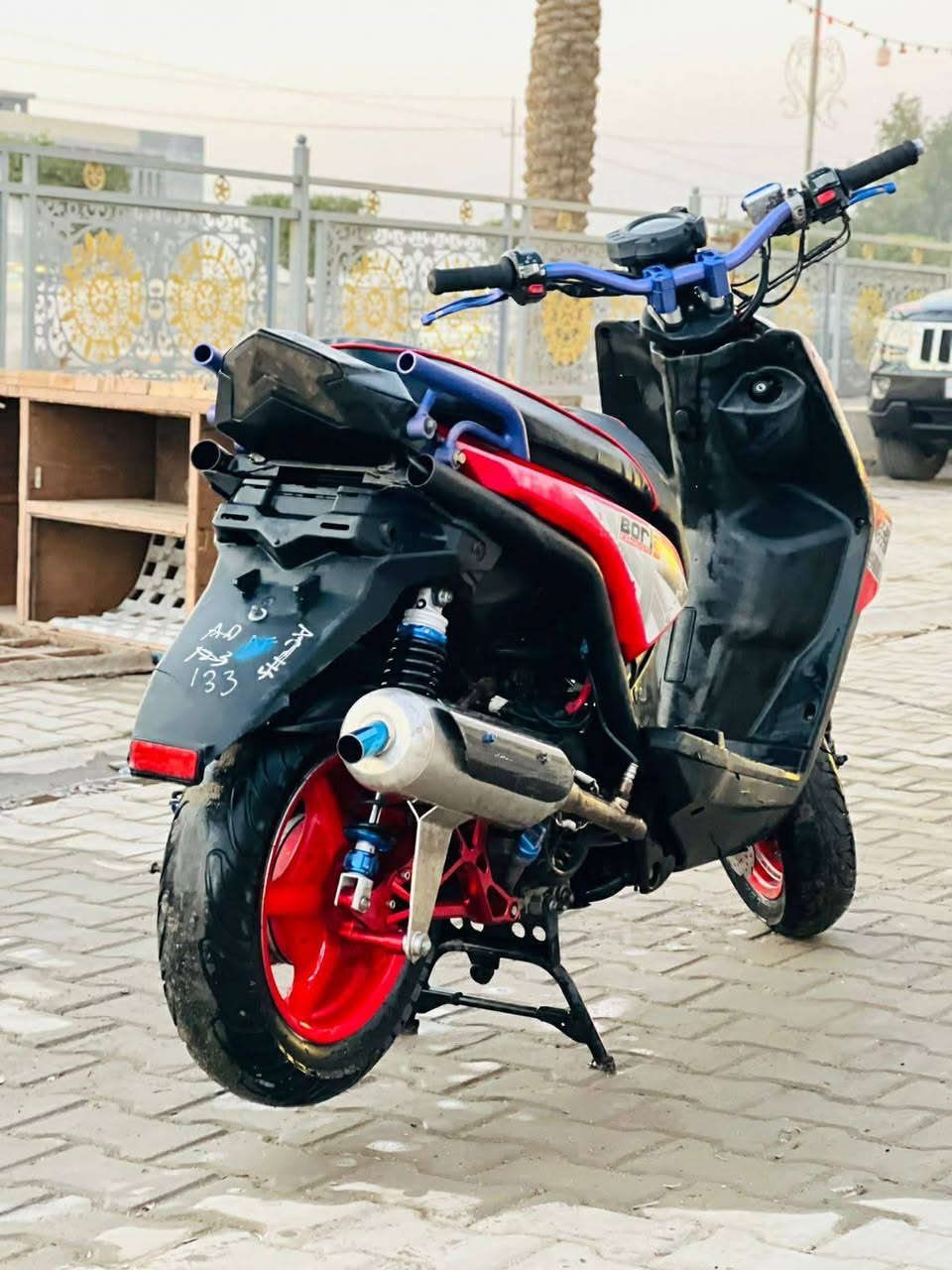 السلام عليكم سكنس جبلي للبيع او مراوس حسب قناعه 
دراجه 63 
خير من الله 
شلعه ومعدل فول 
دراجه كل نقص ما بيه 
نص نكره بكل وقت 
سعر 1300 وبيه مجال 

العنوان /محموديه / حي جزائر 
***********
