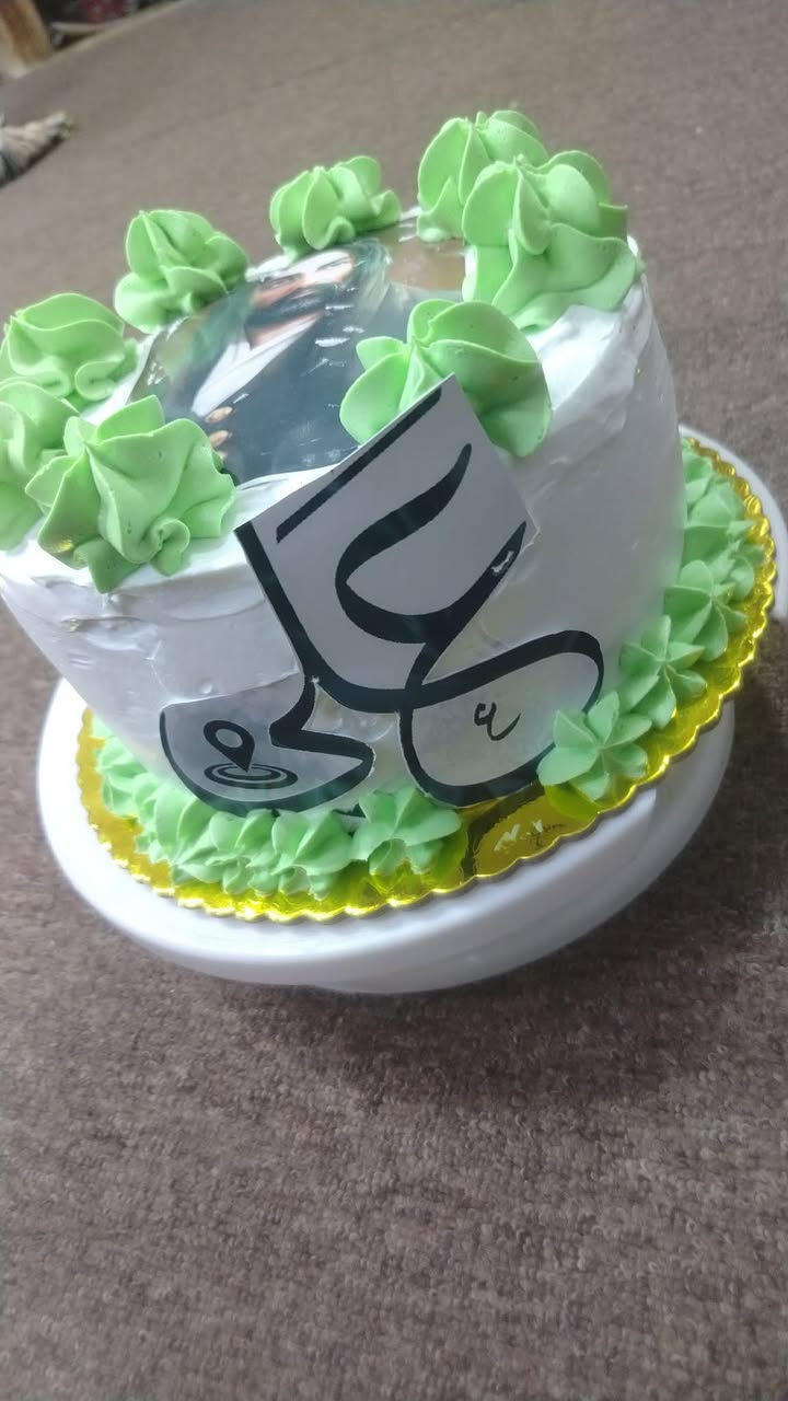 السلام عليكم حبايب يمي انسب الأسعار للكيك 
للحجز واتساب ام زهراء ***********
اجهزلج حسب الطلب
