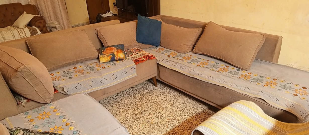 غرفه تركي تكمة مع ديوان جدا نظيف باسعار مناسبه بغداد الاعلام بغداد, العراق


**إذا كنت صاحب هذا الإعلان وتريد حذفه لأي سبب، رجاءا أرسل رسالة إلى الدعم الفني**