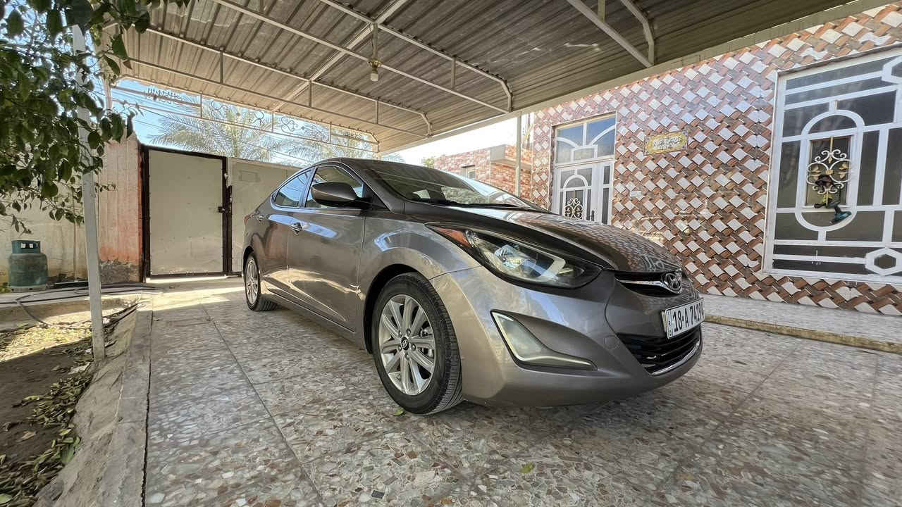 النترا 2015
مكينه 1800 السياره ما ناقها شي من كلشي جاهزه ترايك وين متريد 
تبريد ارضيه جلد كشنات مدوشمه 
شاشه كامره تحكم جهاتين (3) وضعيات قياده 
السياره ماشيه 80 
للاستفسار ‭0781 822 8924‬
