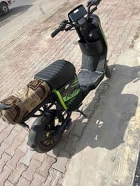 دراجة R11 • المشراق الجديد • بطاريات جديدة