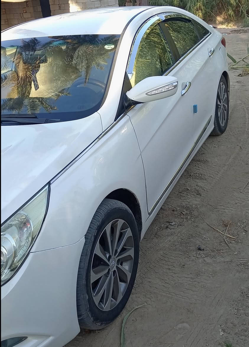 سوناتا مديل 12 وارد خليجي مكينه 2400 كير اتو تبريد وي السويج تبريد خلفي   رقم دهوك انكليزي مداور ثاني يوم السياره جديده ومكفوله بيه شبر صبغ في البنيد وشبر هلال في الجاملغ الأيمن وشبر هلال في الجاملغ الايسر الصبغ أثر شخوط سعر 120 رقم ***********
