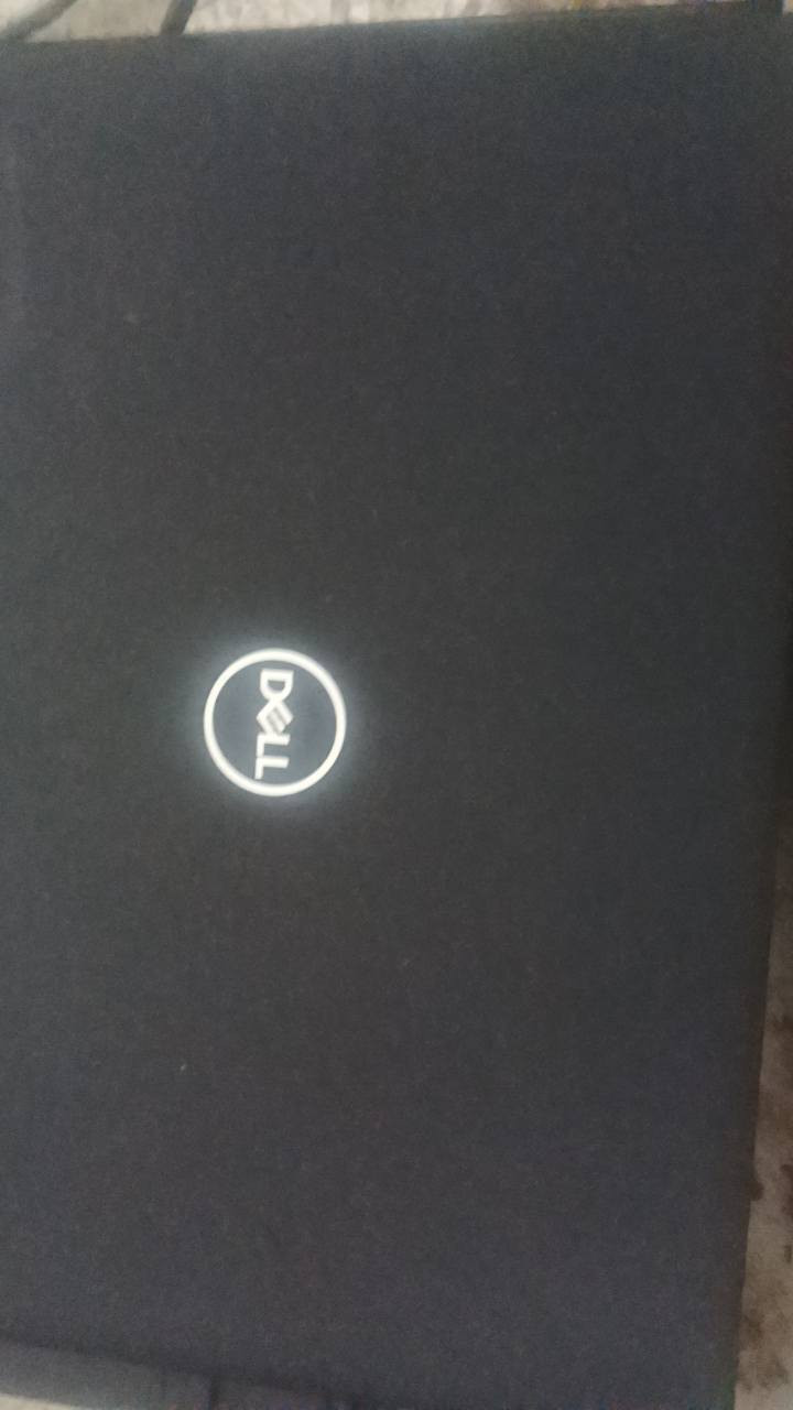 سلام عليكم لابتوب دل
نسبت النضافه 100/90 
مواصفات كوراي فايف جيل الثامن
رام8 هارد 256 أسس دي 
حجم الشاشه 14انج
شغل بوبجي 60فريم
سعر 350الف استفسار على الرقم
***********
