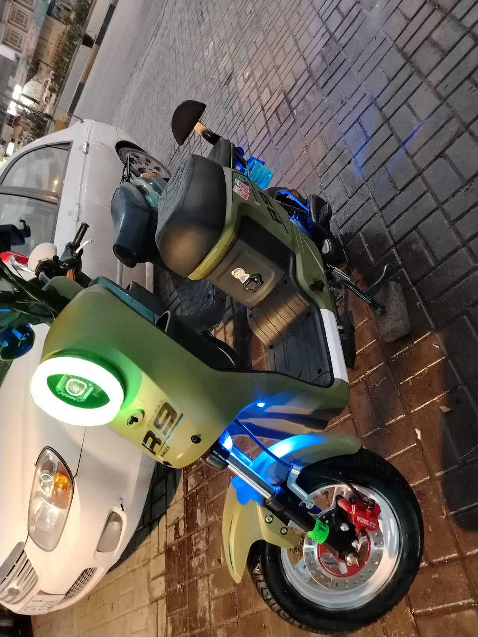 باسكل شحن جديد مديل 26 ما كهربائيّات كلها شغاله 5 بطاريات مكان كربلاء السعر550 وبي مال  الاستفسار ***********
