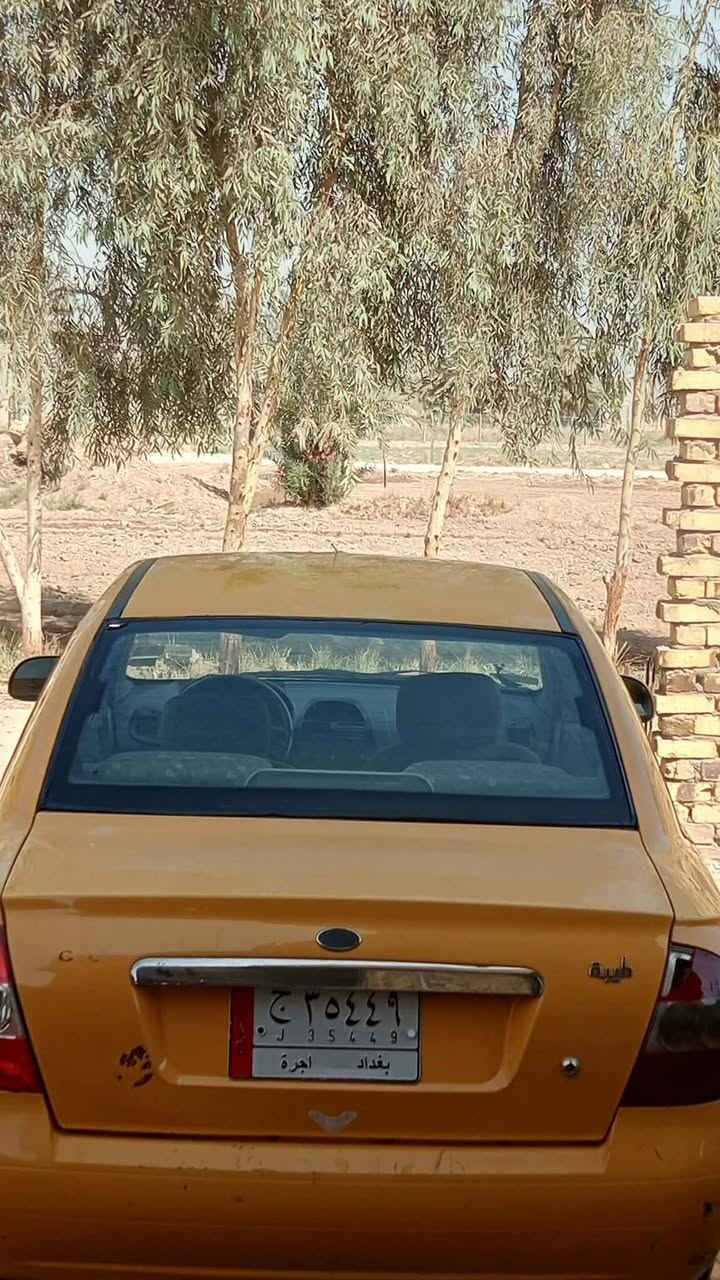 السلام عليكم سياره طيبه للبيع موديل 16 رقم بغداد السنويه ماساقطه جاهزه من كلشي حداديه جديده مشط جديد مكينه جديده كير كلشي مابي سلف جديد كشرها احله من الصوره غرفتها حلوه مكان السياره حله شارع 80 السعر 33وبيه مجال بسيط للاستفسار اكثر اتصل ع الرقم التالي ***********
