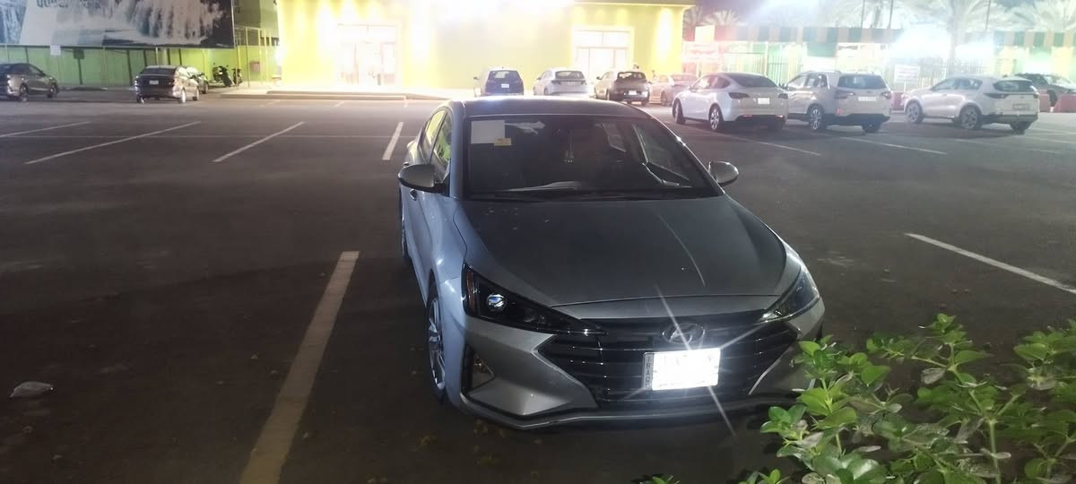 النترا امريكي ٢٠١٩ 
ضربة جاملغ ايسر 
بالعراق مابيها اي ضربة
محرك ٢٠٠٠ دوش 
گير AT
السياره مابيه اي نقص 
تواصل واتساب 
*********** حلة, بابل
