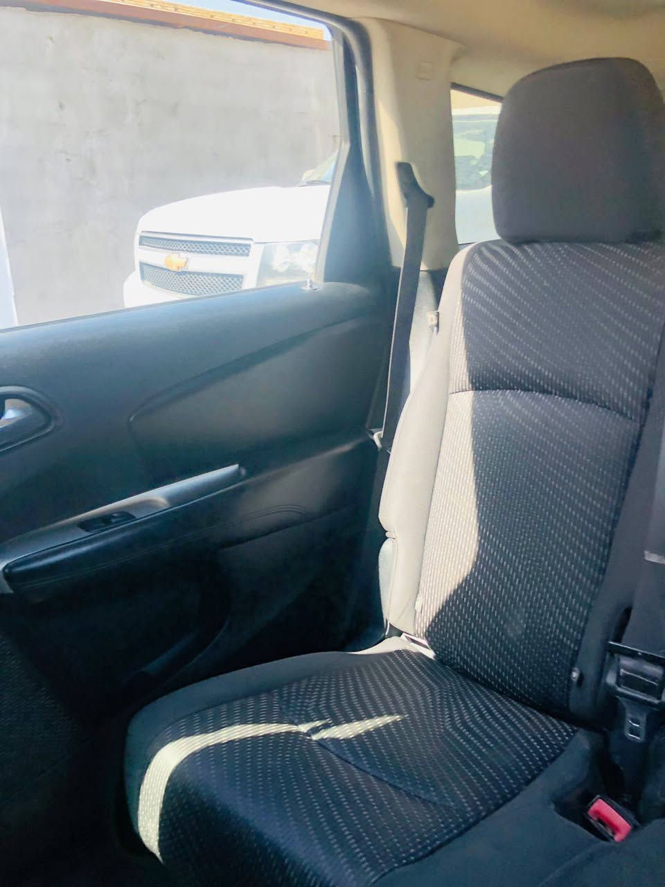 دوج جورني موديل 2016 سلندار 4 عداد الركاب 7 حجم الكشنات جلد حادثها غرق رقم الهاتف *********** رقم الهاتف *********** السعر 130ورقه
