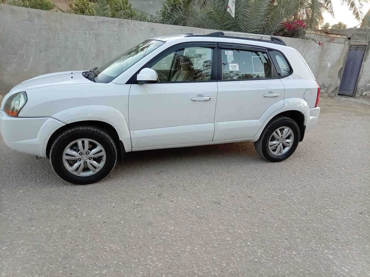 توسان موديل 10 خليجي تريد وكاله تريد تحويل بيها جاملغ امامي صبغ المكان الحمزه الغربي ***********
