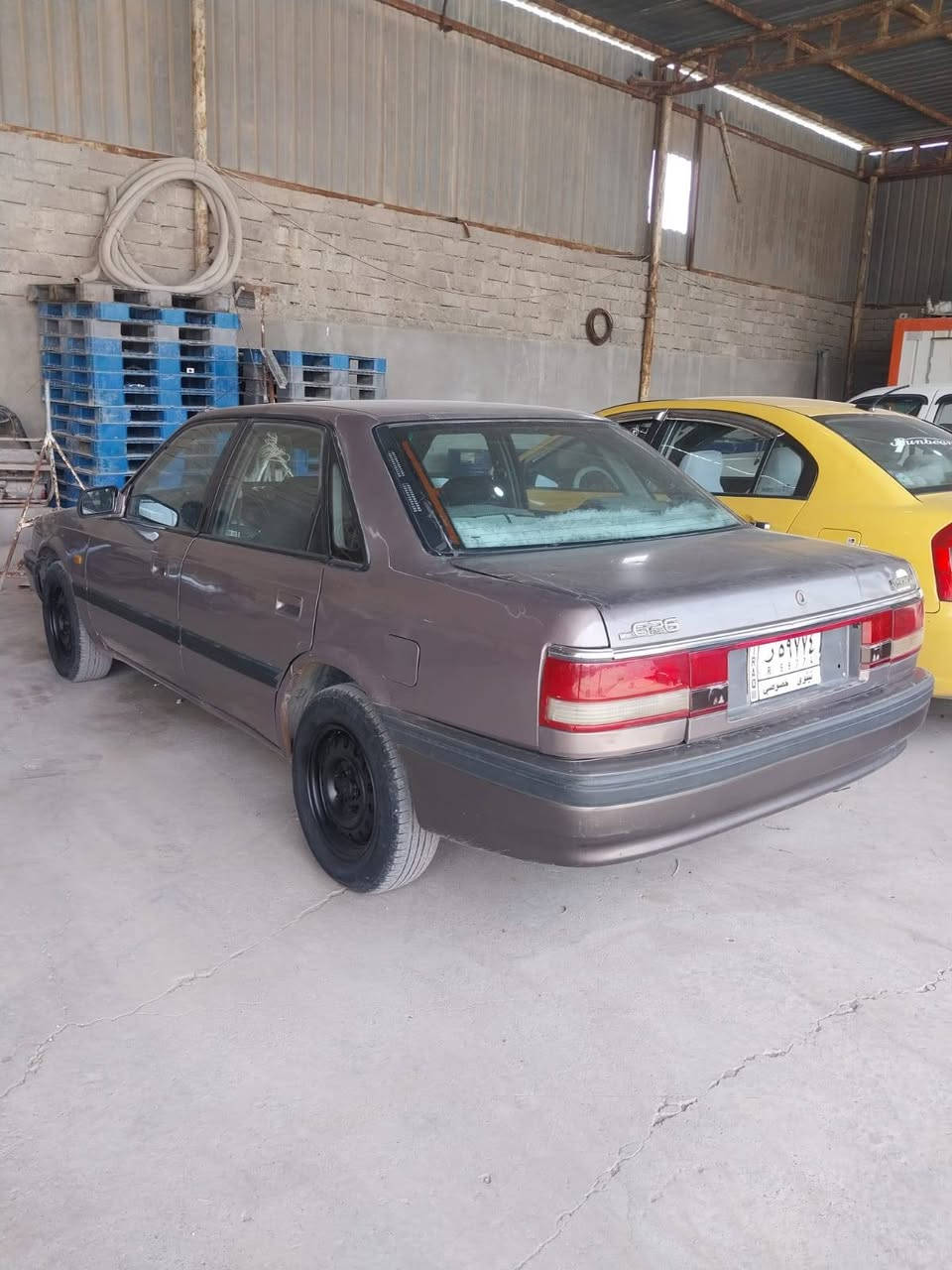 مازدا للبيع حجم 626 محرك 8 باخ 
موديل 92  صباح جماليه ثانويه خلصان
سعر 35 بي مجال ***********
