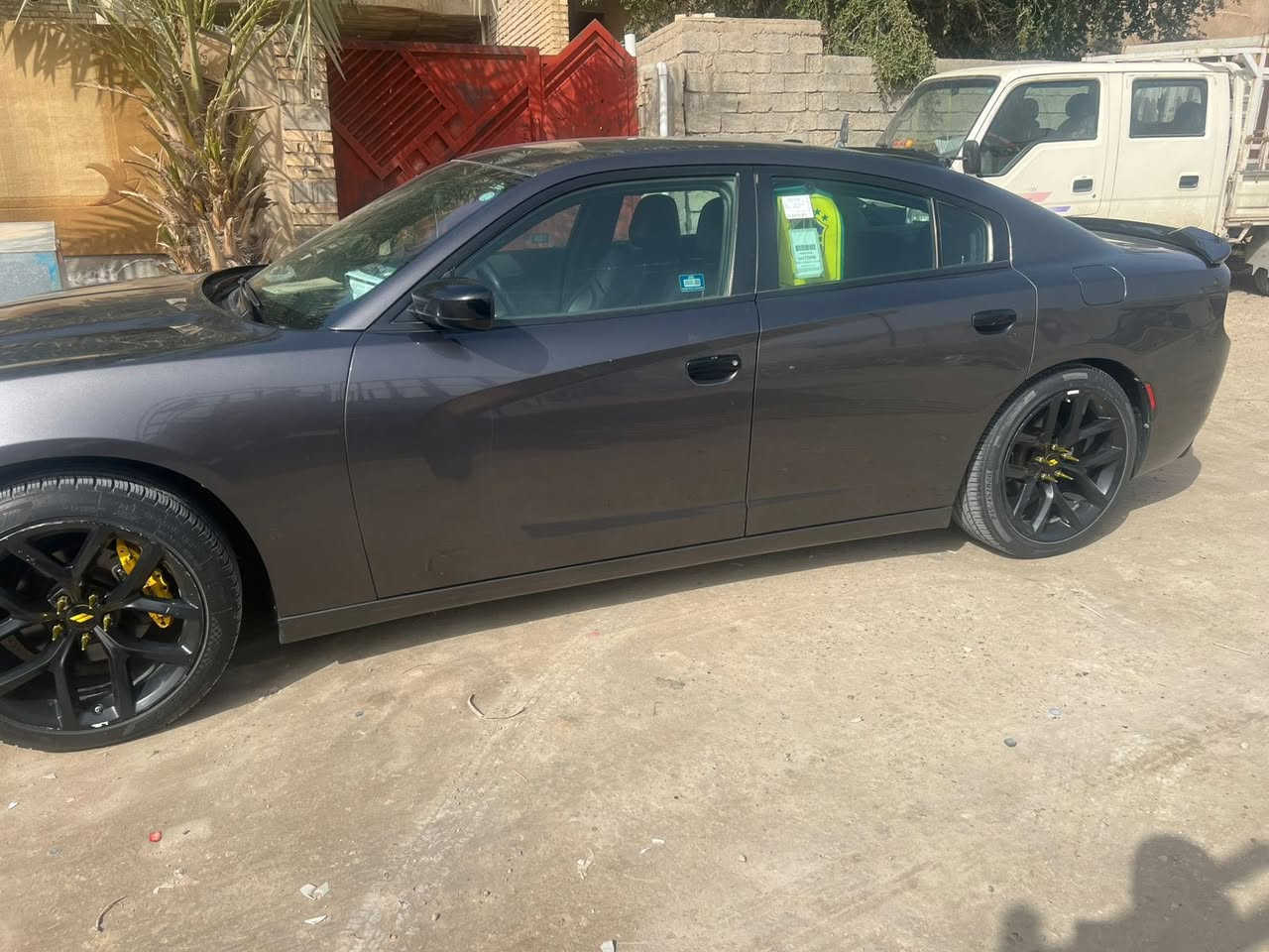 اول شيء متابعه للحساب ليصلك كل شيء 

اليوم عدنا :- دوج جارجر
موديل 2020

المواصفات:- فول
جلد كشنات خزن 

الحادث:- واضح بالصور 
فقط جاملغ بي بارد
سياره كلها كفاله
بجم كبس 
محرك 3.6
سياره جديده مال بيت

للتواصل متوفر فقط ( اتصال + واتساب ) 

***********
