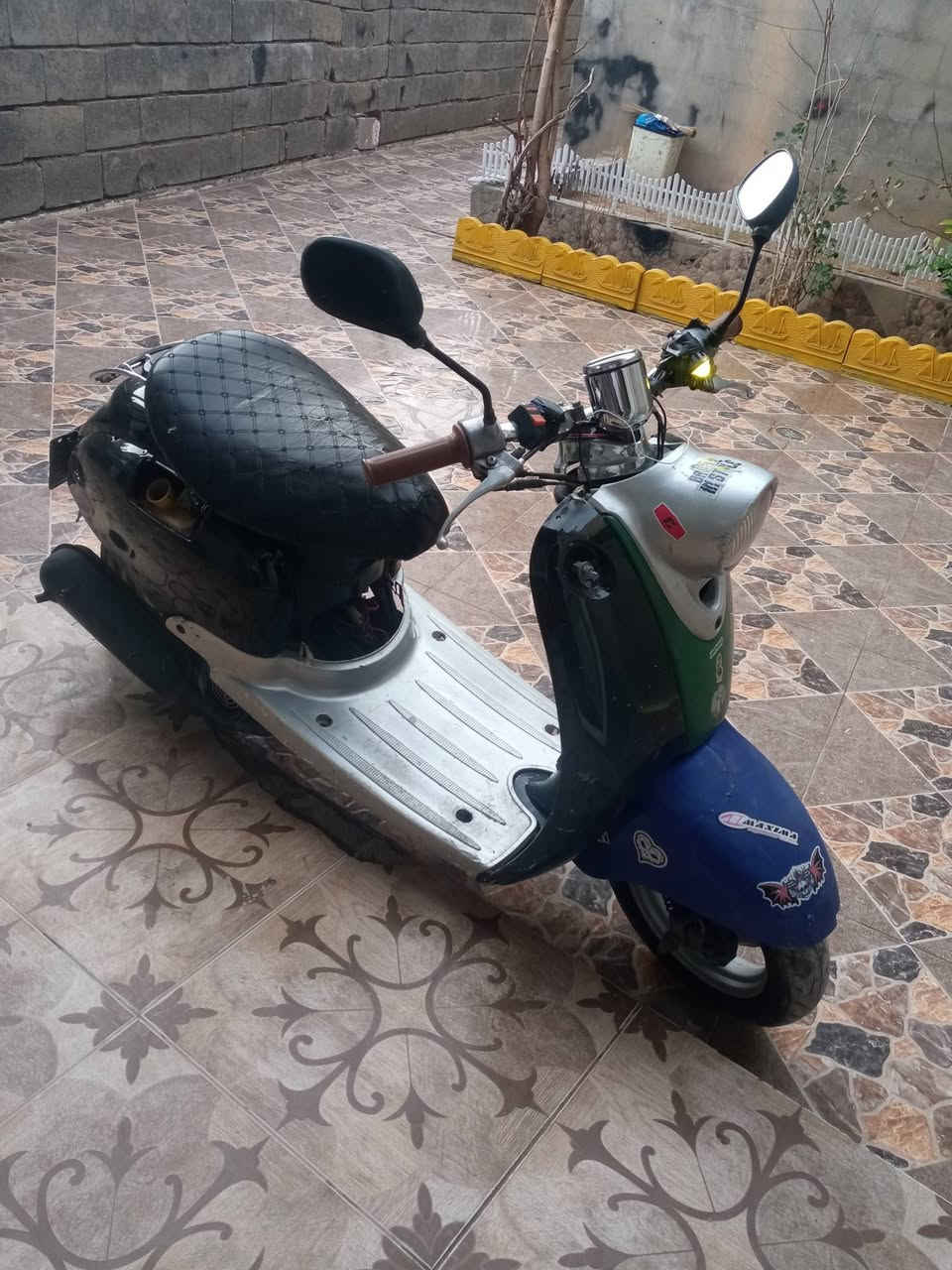 باناوی خوەی میهرە باام ماتۆڕە مان هیە زۆر پاکو بی عیبە مە کینی بە قوتە کارە بایو سلفو لیتو هۆرینو هموی بە شرت سعری 190 هزار


**إذا كنت صاحب هذا الإعلان وتريد حذفه لأي سبب، رجاءا أرسل رسالة إلى الدعم الفني**