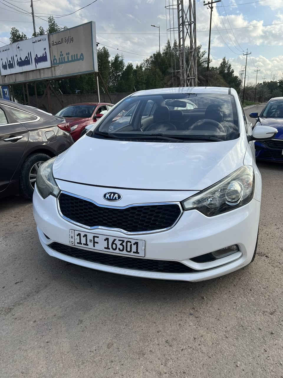 سلام عليكم سيراتو 2016 البيع سياره خليجيه بيه فقط صبغ 3 قطع سعر السياره 115 وبيه مجال السيديه تقاطع دريش رقم الهاتف ***********
