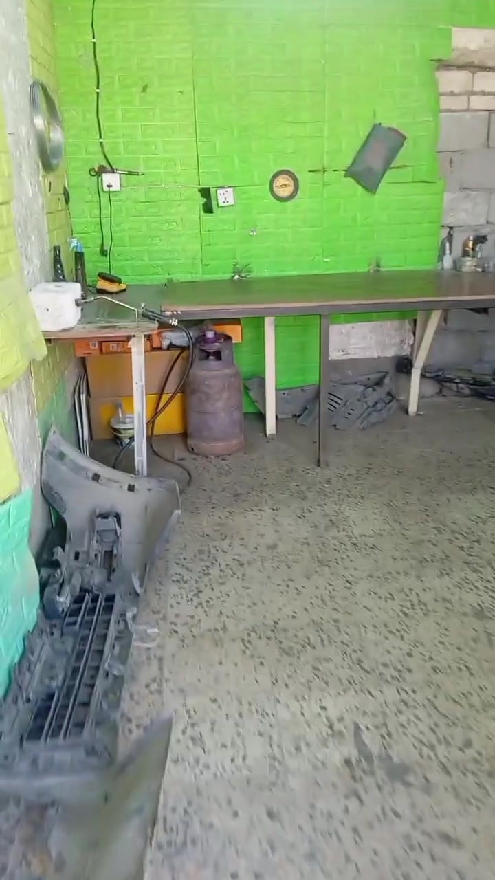 السلام عليكم 
محل فايبر گلاس للبيع 🚗🛠️
محل كامل من كلش 
مابي اي نقص تجي تفتح كبل 
بي قنينه غاز مبرده جبيره❄️
عده كامله صباين درنفيسات 🪛⛏️🔧
دريل عدد 2🧰
كوسر بوليش +كوسر عادي ⛓️‍💥
هيت كان (فير حراري) 🔥
محل للبيع كامل تجي تفتح وتشتغل 🔓
بصفك سمكري وابو ادوات  وصباغ 🚗🚗
محل شغال خير من الله تريد تجرب تفتح 
بي وشوف شغل بس اني مافارغ لان صار 
عندي وظيفه رقمي***********
علوان المحل كربلاء حي القادسيه مقابل محطه بنزين القادسيه ⛽🛢️