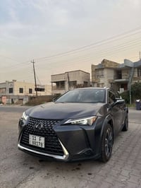 Lexus ux 300h سياره وارد امريكي موديل 2025 حادثها باب السايق السياره م...