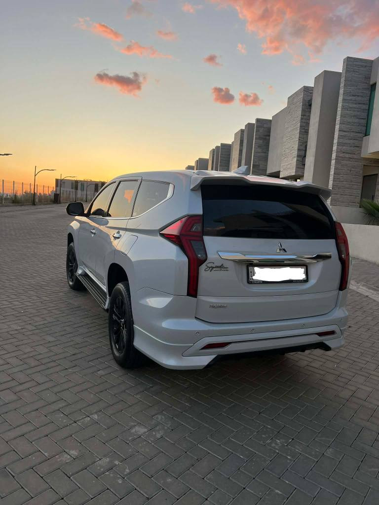 🚙 میتسوبیشی پاجیرۆ 2020

*فول مواسەفات
 *بێ بۆیاخ
*ساڵ: 2020
*بارودۆخ: وەک تازە،
 *سەنەوی تازەیە بە ناوی خۆمانەوەیە
*ڕۆشتن: 83 هەزار کیلۆمەتر ڕۆشتووە
*تەحویل و غرامە: بە شەرت
*ڕەقەم سلێمانی
*چوار تایەی لۆک (4×4)

###مواسەفاتەکان###

*سڵاید
*ناوسور 
*تەبریدی لەمس (سەرماکەری کورسی پێشەوە و دواوە)
*دەبڵ ئەکسل
*سێ ڕیز کورسی (پاجیرۆ فول سێ ڕیز)
*سێ مۆدی جیاوازی لێخوڕین (عادی/تەپ/بەفر)
*حاسەی پێشەوە و دواوە
*بەسمە
*کوشن جلد
*کوشن کارەبا 
*سپێری دانەبەزیوە 
*شاشە گەورەی لەمس
*کامێرای پشتەوە
*حاسەی پشتەوە و پێشەوە
*تەواوی پەیوەندیەکانی ئەندرۆید ئۆتۆ و کارپلەی
*رادیۆ و بلوتوث
*ABS، EBD

ژمارەی تەلەفۆن بۆ فرۆشتن: *********** السليمانية, العراق
