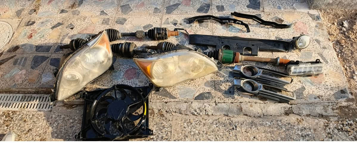 السلام عليكم اغراض افلون وباجيرو
دعاميه باجيرو بيه ضربه تصلح فايبر كلاس2019 السعر 70
زوج ماصدات افلون أصلي مفتوحات من سياره 2008 السعر125
مروحه افلون 2008وكاله السعر 50
درايم شفت افلون2008 و2001 السعر120
للأستفسار اتصال على الرقم
***********
